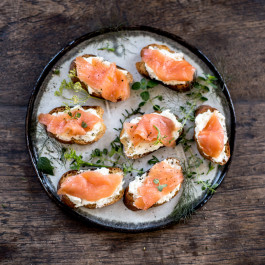 Image of Echo Falls Cold Smoked Salmon with Crostinis